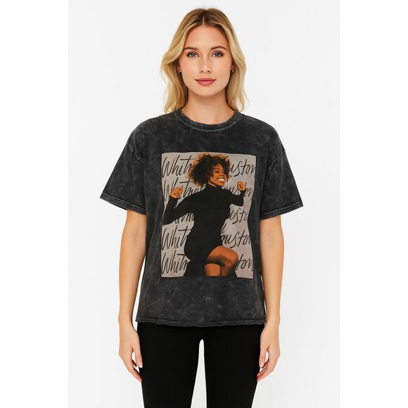 Whitney Houston Retro 1980s Tee Crew Neck Short Sleeve Black Raw Hem T-Shirt, M - Picture 1 of 10